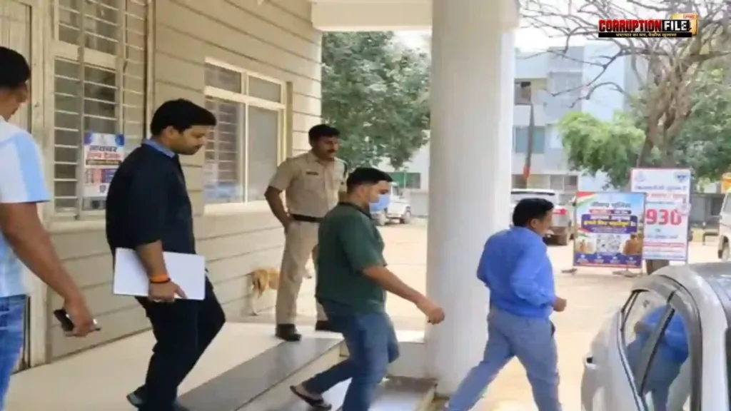 Neemuch CBI Action Narcotics Inspector Arrested
